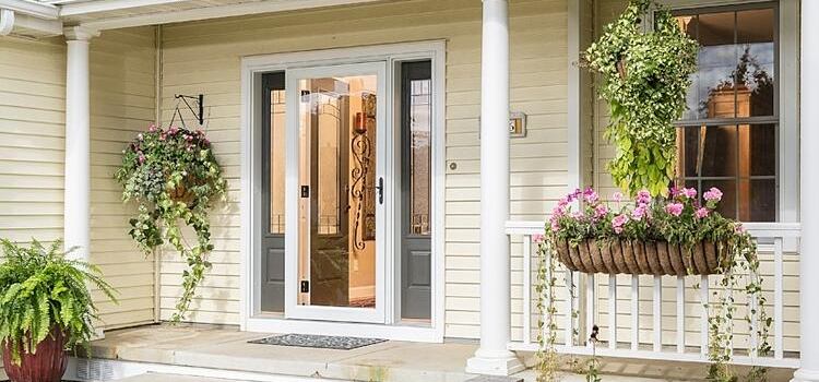 screen door installation in Joliet, Illinois
